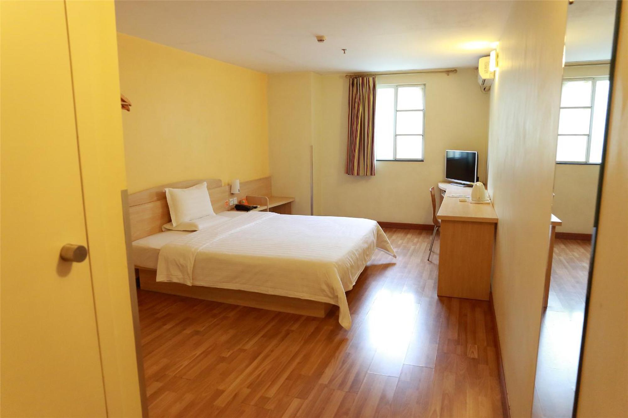 Hotel 7days Shunyi Development Zone Xiandai Auto Mall